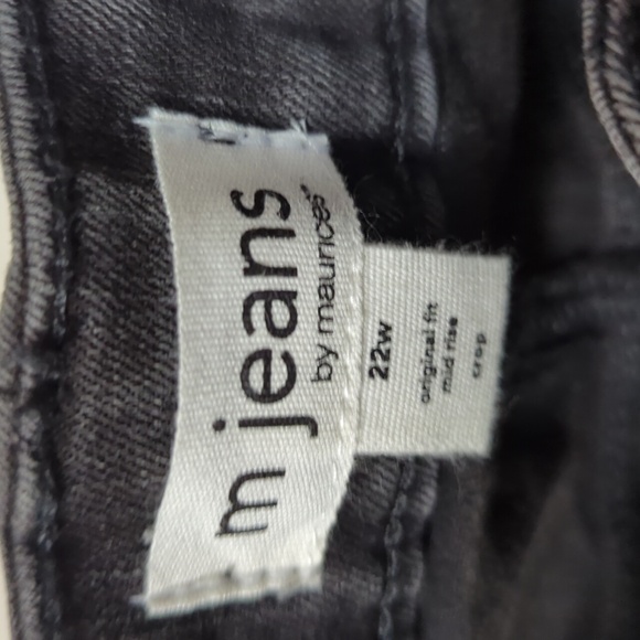 Capris - Picture 4 of 4